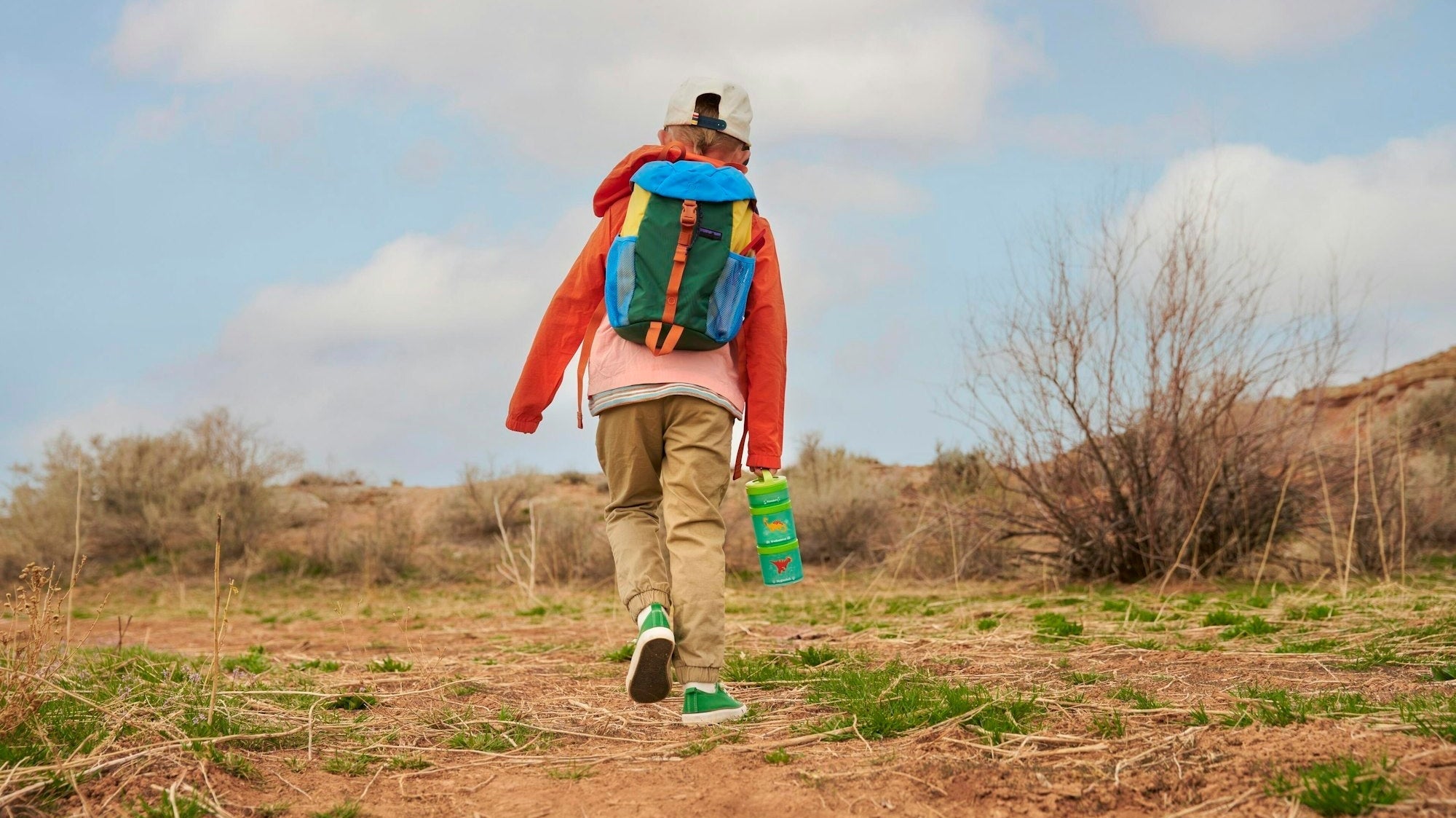 10 Best Hiking Snacks to Always Carry on the Trail
