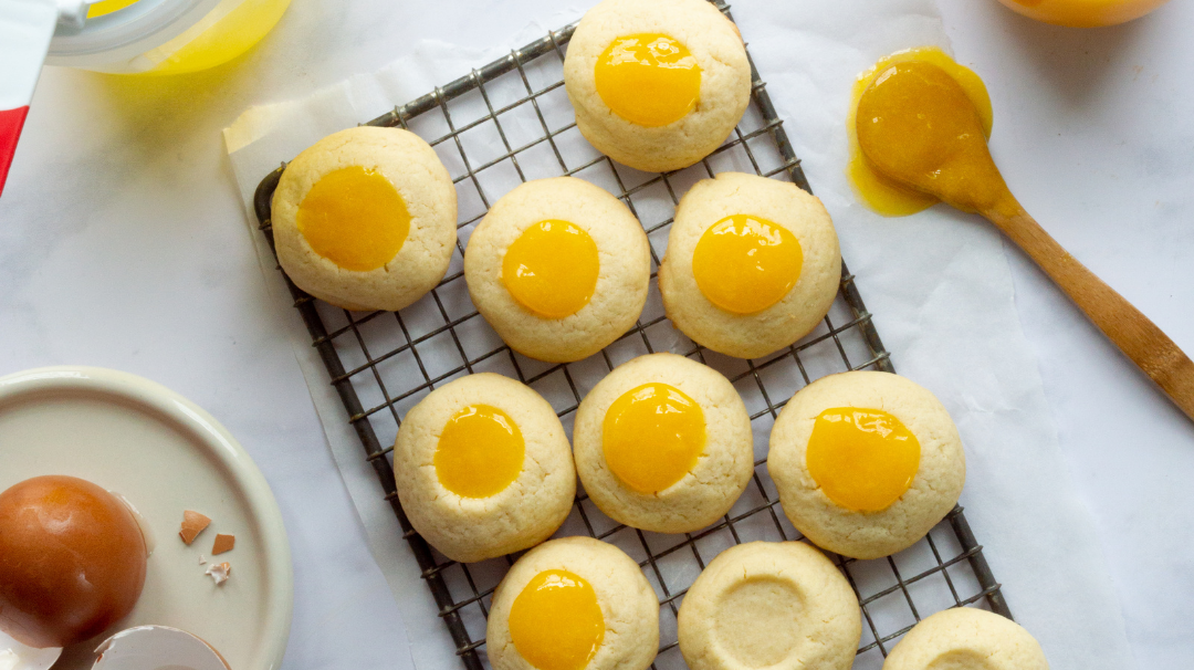 Lemon Curd Cookie Sandwiches
