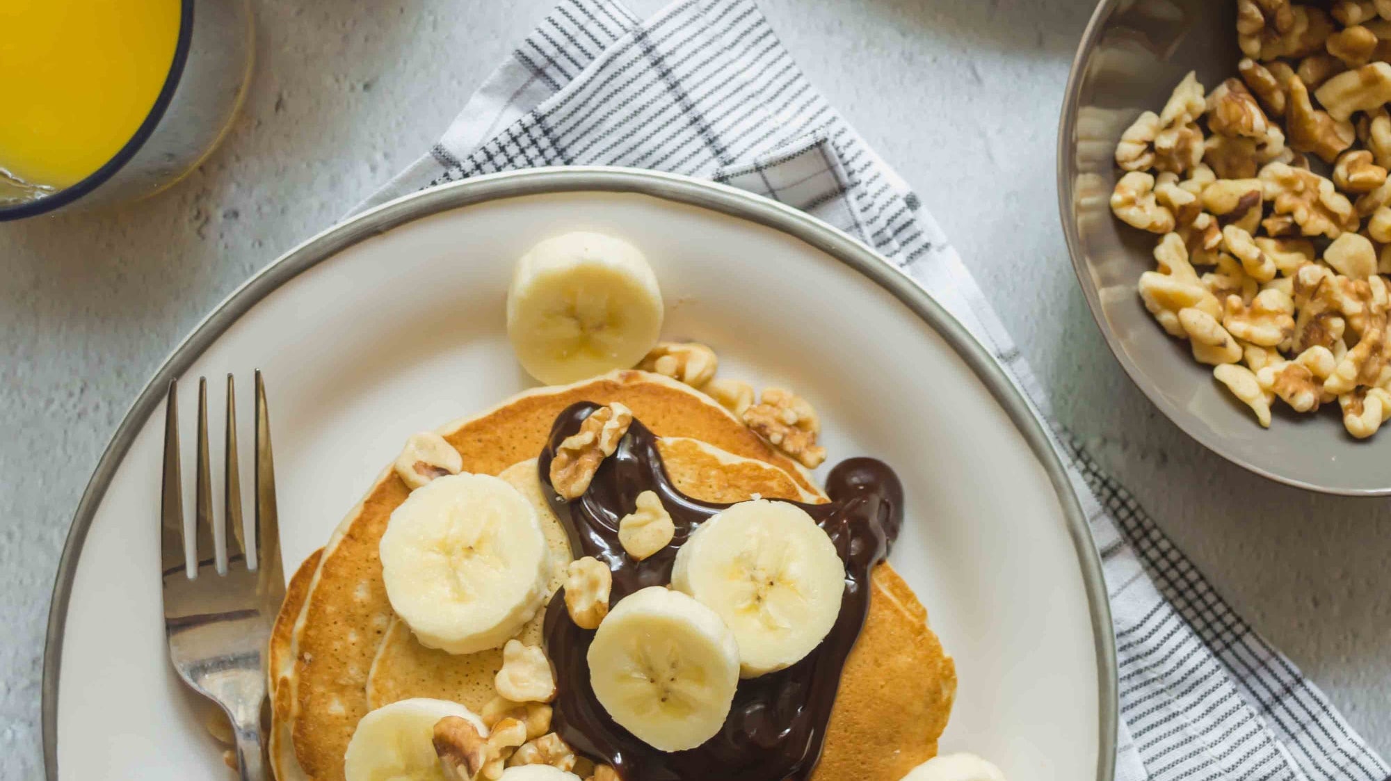 Banana Walnut Fudge Pancakes
