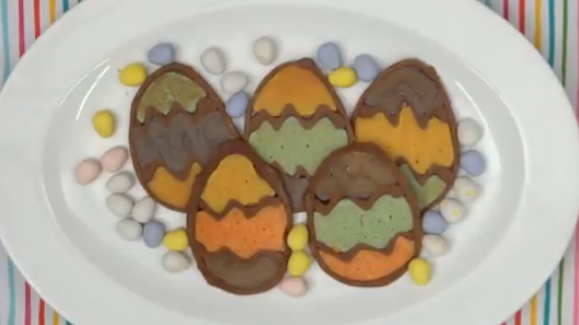 How To Make Pancake Art: Easter Eggs