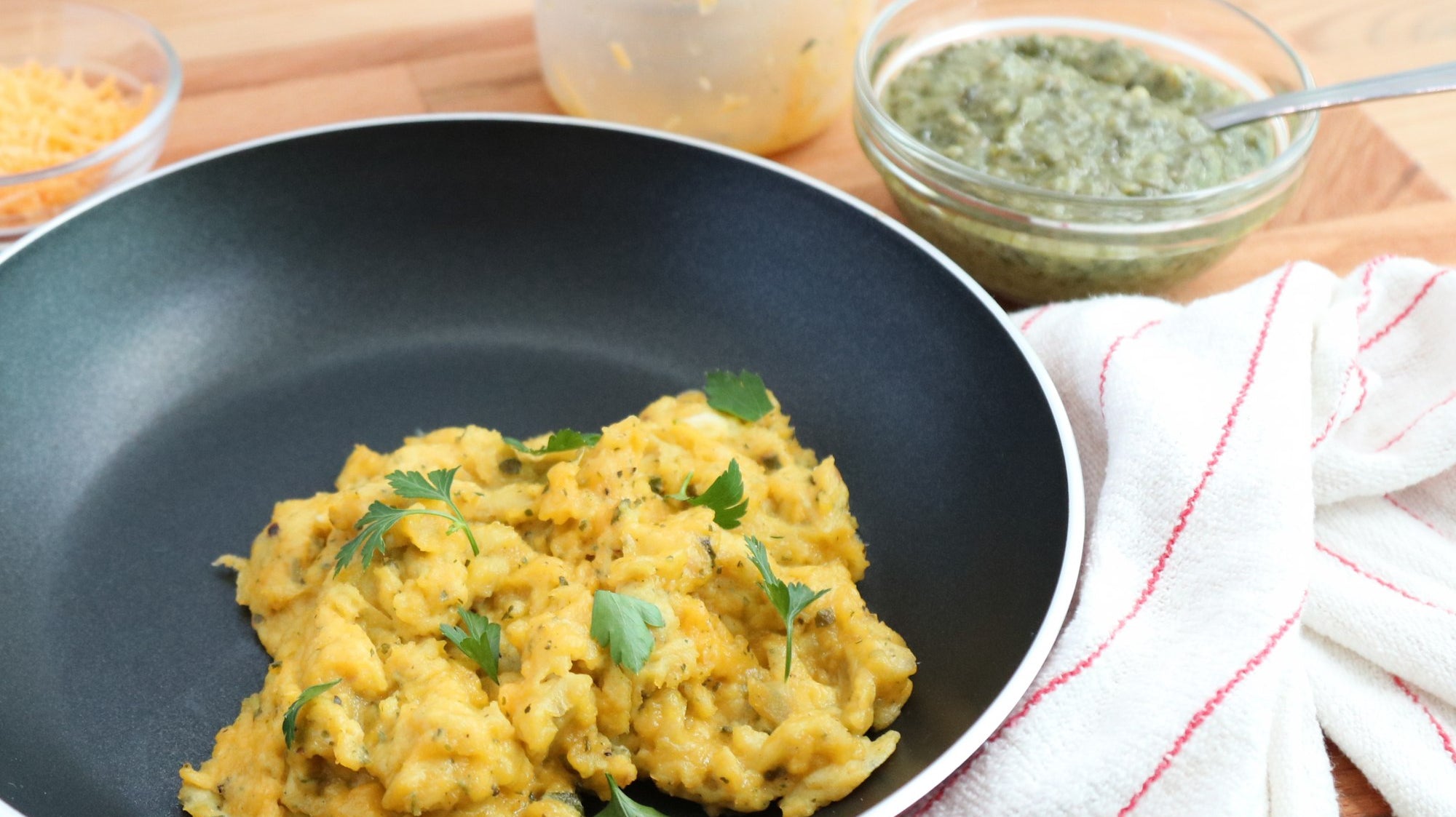 Pesto Scrambled Eggs