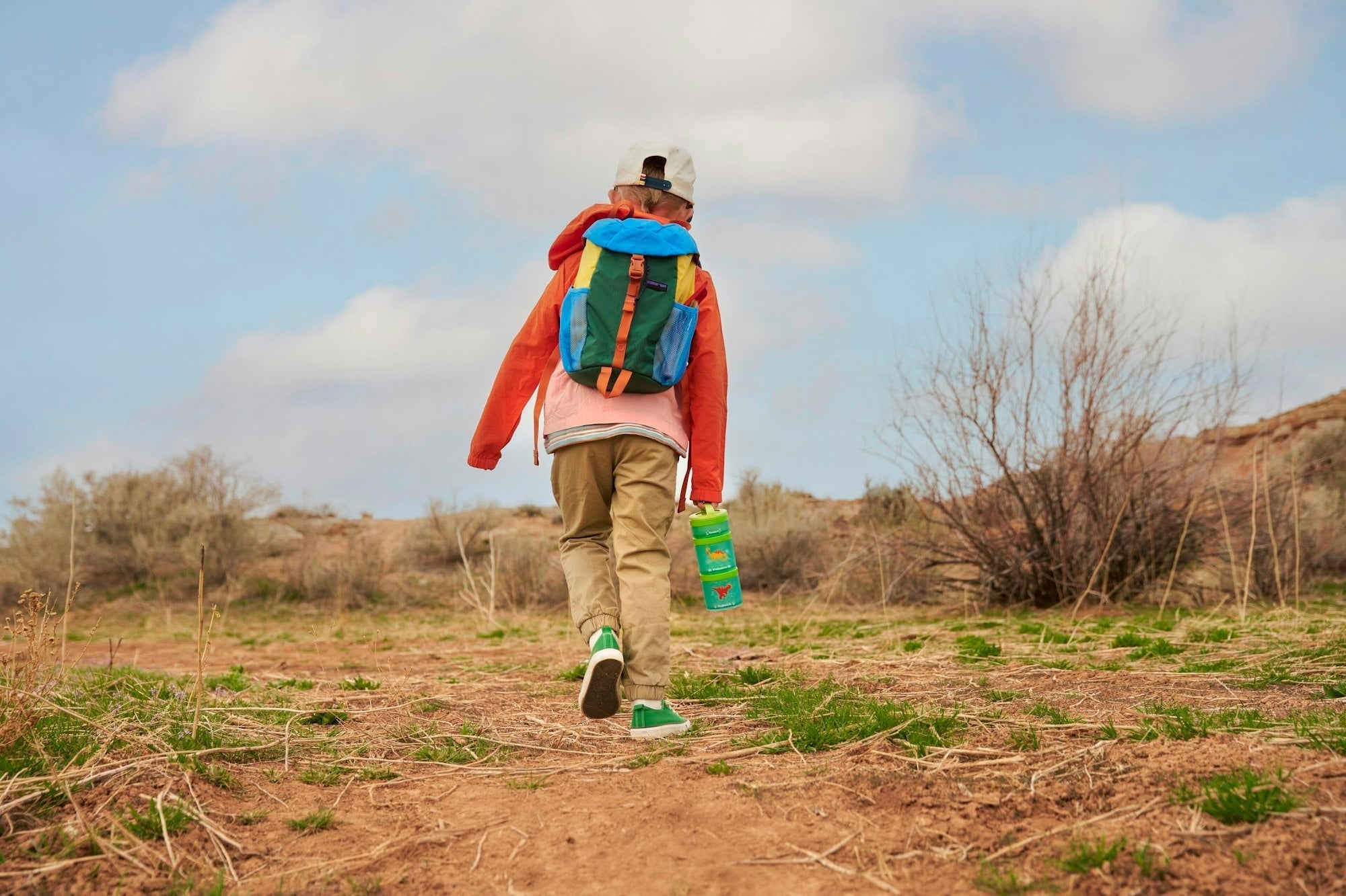 10 Best Hiking Snacks to Always Carry on the Trail