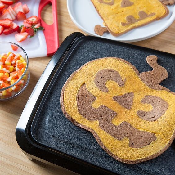 pumpkin halloween pancake art